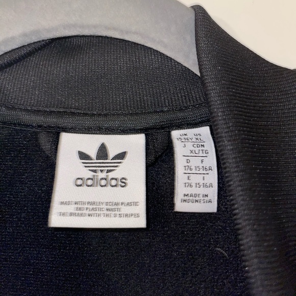 Adidas classic stripe jacket 🦓 - Picture 4 of 6